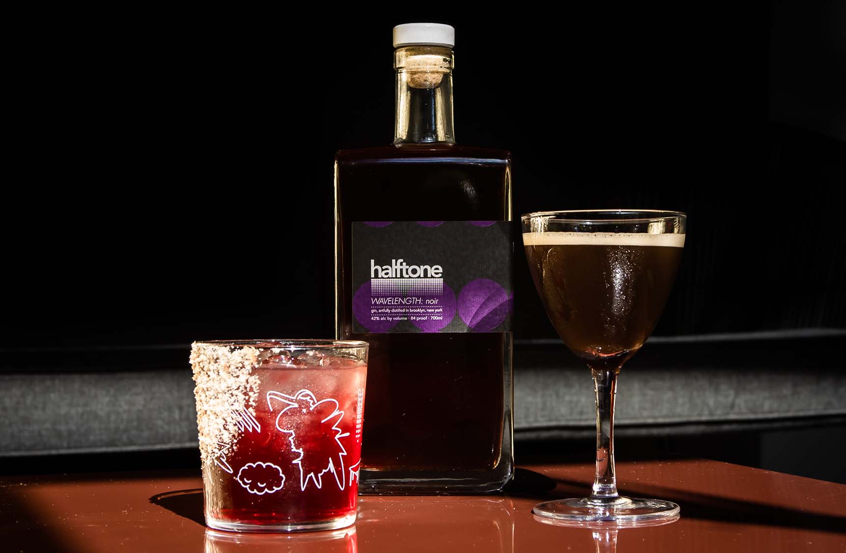 Halftone Wavelength Noir gin